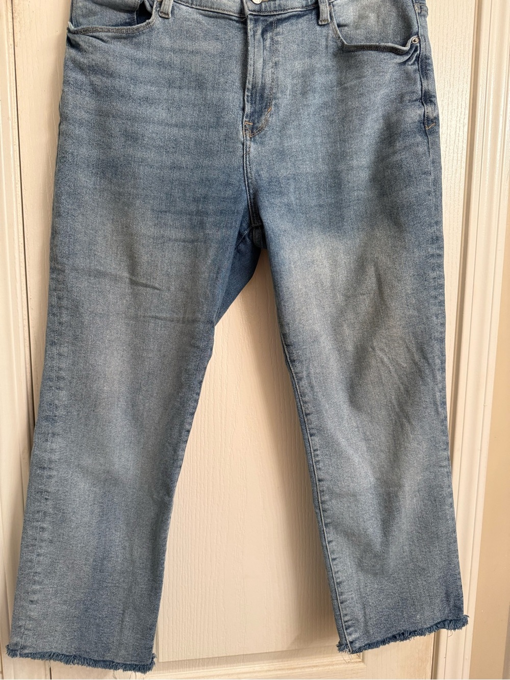 kenzie Light Blue Cropped Ankle Jeans like new, 32